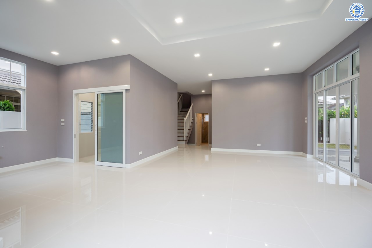 บ้านมือสองตกแต่งใหม่ ม.บางกอกบูเลอวาร์ด ราชพฤกษ์-พระราม5 เนื้อที่ 69 ตร.ว. บนสังคมคุณภาพ SC Asset* ฟังก์ชันพร้อม 3 ห้องนอน 4 ห้องน้ำ 1 ห้องแม่บ้าน จอดรถได้ 2 คัน บนทำเลติดถนนราชพฤกษ์ ใกล้วงเวียนพระรามห้า, ทางด่วนศรีรัช และเพียง 10 ถึงรถไฟฟ้า "สถานีบางรักใหญ่"